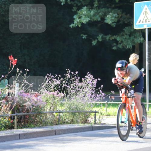 08.09.2024 - Stadtparktriathlon Zöllner http://msf.ph/oto/7011014 08.09.2024 09:03:33 Radfahren 2, 26, 53, 80, 109 meine-sportfotos.de