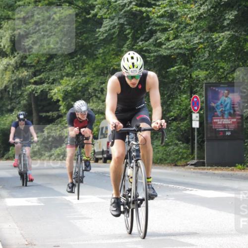 08.09.2024 - Stadtparktriathlon Zöllner http://msf.ph/oto/7011118 08.09.2024 12:02:20 Radfahren 622, 675, 773 meine-sportfotos.de