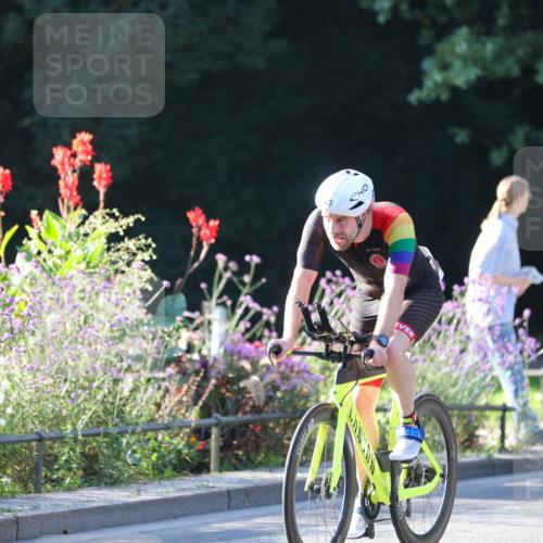 08.09.2024 - Stadtparktriathlon Zöllner http://msf.ph/oto/7011208 08.09.2024 09:04:13 Radfahren 23, 55, 117, 119, 128 meine-sportfotos.de