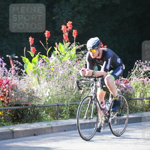 08.09.2024 - Stadtparktriathlon Zöllner http://msf.ph/oto/7011216 08.09.2024 09:04:15 Radfahren 23, 97, 117, 119, 128 meine-sportfotos.de