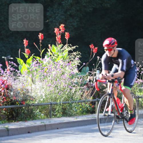 08.09.2024 - Stadtparktriathlon Zöllner http://msf.ph/oto/7011222 08.09.2024 09:04:19 Radfahren 97, 119 meine-sportfotos.de