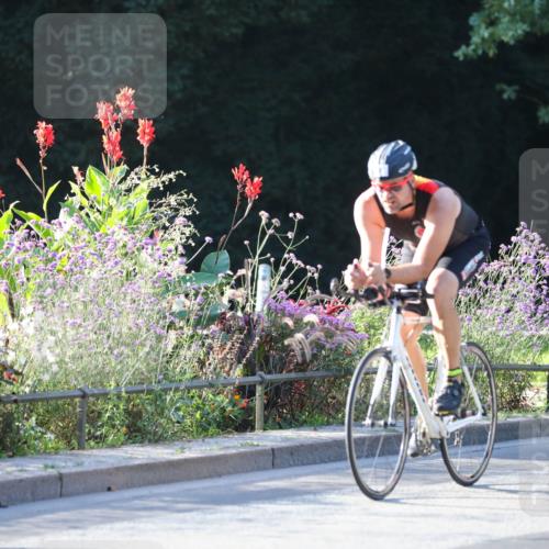 08.09.2024 - Stadtparktriathlon Zöllner http://msf.ph/oto/7011234 08.09.2024 09:04:26 Radfahren 10, 97 meine-sportfotos.de