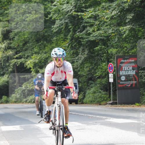 08.09.2024 - Stadtparktriathlon Zöllner http://msf.ph/oto/7011305 08.09.2024 12:02:58 Radfahren 691, 711, 740, 759, 800, 807 meine-sportfotos.de