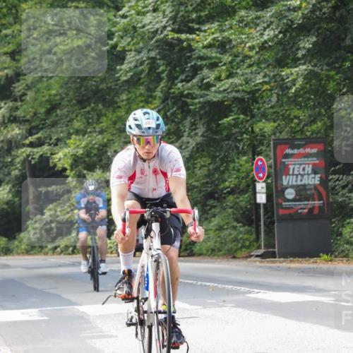 08.09.2024 - Stadtparktriathlon Zöllner http://msf.ph/oto/7011313 08.09.2024 12:02:58 Radfahren 691, 711, 740, 759, 800, 807 meine-sportfotos.de