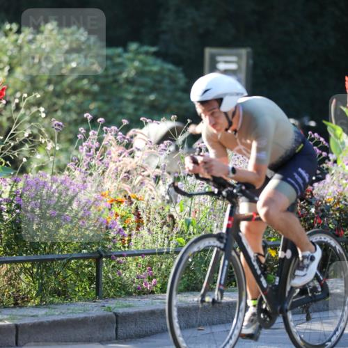 08.09.2024 - Stadtparktriathlon Zöllner http://msf.ph/oto/7011381 08.09.2024 09:05:24 Radfahren 4, 24, 30, 42, 45, 104 meine-sportfotos.de
