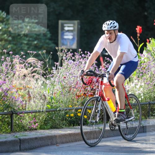 08.09.2024 - Stadtparktriathlon Zöllner http://msf.ph/oto/7011395 08.09.2024 09:05:27 Radfahren 4, 24, 30, 45, 104 meine-sportfotos.de