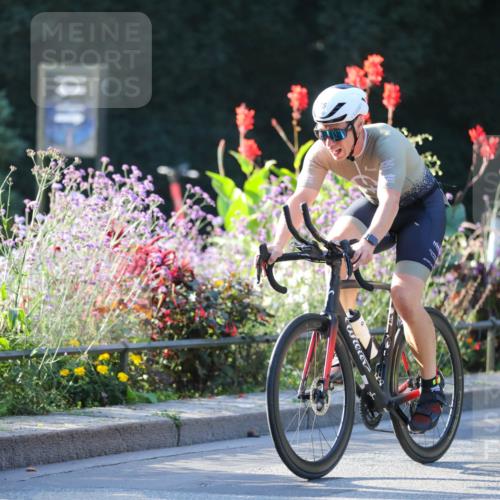 08.09.2024 - Stadtparktriathlon Zöllner http://msf.ph/oto/7011403 08.09.2024 09:05:29 Radfahren 4, 24, 30, 45, 104 meine-sportfotos.de