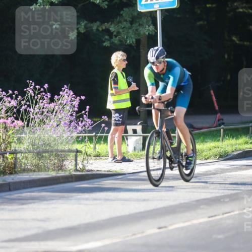 08.09.2024 - Stadtparktriathlon Zöllner http://msf.ph/oto/7011478 08.09.2024 09:06:03 Radfahren 3, 11, 61 meine-sportfotos.de