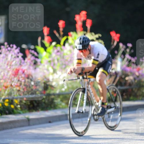08.09.2024 - Stadtparktriathlon Zöllner http://msf.ph/oto/7011520 08.09.2024 09:06:23 Radfahren 17, 58, 88 meine-sportfotos.de