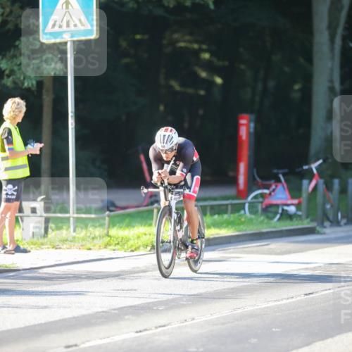 08.09.2024 - Stadtparktriathlon Zöllner http://msf.ph/oto/7011528 08.09.2024 09:06:27 Radfahren 17, 88 meine-sportfotos.de