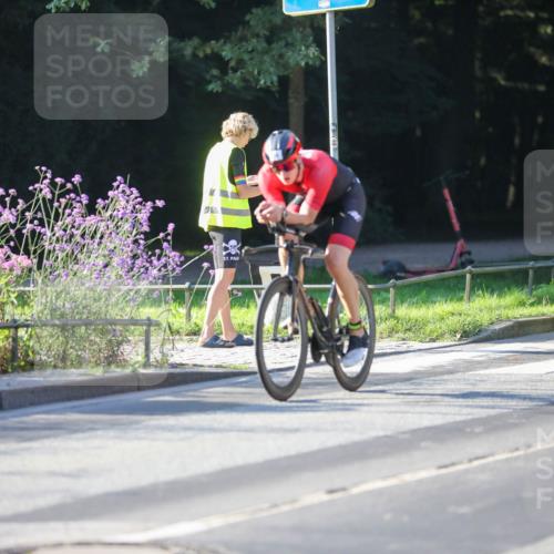08.09.2024 - Stadtparktriathlon Zöllner http://msf.ph/oto/7011552 08.09.2024 09:06:43 Radfahren 38, 111, 114 meine-sportfotos.de