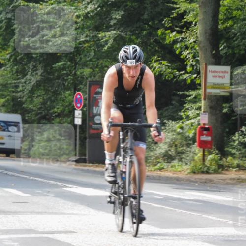 08.09.2024 - Stadtparktriathlon Zöllner http://msf.ph/oto/7011556 08.09.2024 12:04:25 Radfahren 688, 760, 770, 780, 782, 838 meine-sportfotos.de