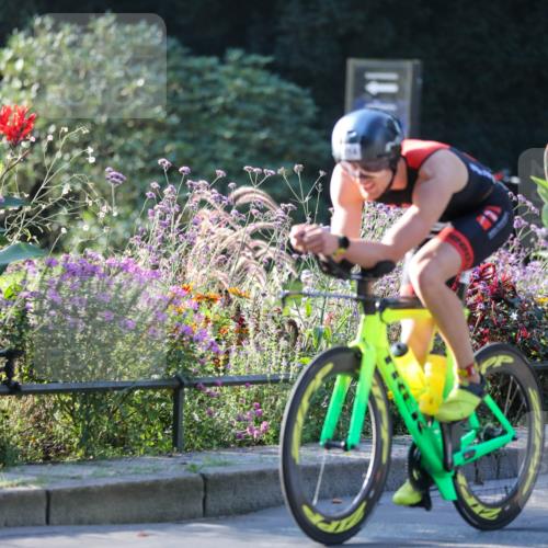 08.09.2024 - Stadtparktriathlon Zöllner http://msf.ph/oto/7011560 08.09.2024 09:06:44 Radfahren 38, 111, 114 meine-sportfotos.de