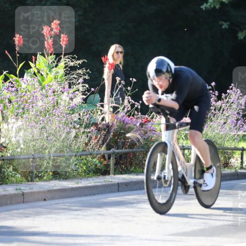 08.09.2024 - Stadtparktriathlon Zöllner http://msf.ph/oto/7011580 08.09.2024 09:07:11 Radfahren 19, 68, 86 meine-sportfotos.de