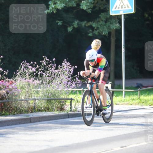 08.09.2024 - Stadtparktriathlon Zöllner http://msf.ph/oto/7011586 08.09.2024 09:07:16 Radfahren 19, 86, 106 meine-sportfotos.de