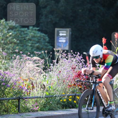 08.09.2024 - Stadtparktriathlon Zöllner http://msf.ph/oto/7011587 08.09.2024 09:07:16 Radfahren 19, 86, 106 meine-sportfotos.de