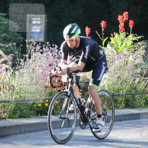 08.09.2024 - Stadtparktriathlon Zöllner http://msf.ph/oto/7011651 08.09.2024 09:07:36 Radfahren 1, 5, 6, 14, 49, 59, 65, 126 meine-sportfotos.de