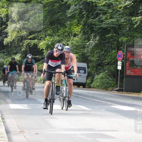 08.09.2024 - Stadtparktriathlon Zöllner http://msf.ph/oto/7011655 08.09.2024 12:05:09 Radfahren 700, 734, 742, 748, 762, 787, 816 meine-sportfotos.de
