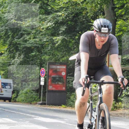 08.09.2024 - Stadtparktriathlon Zöllner http://msf.ph/oto/7011714 08.09.2024 12:05:25 Radfahren 658, 680, 694, 696, 704, 746, 747, 749, 758, 768, 777, 798, 805 meine-sportfotos.de