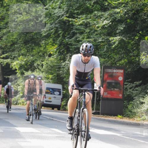 08.09.2024 - Stadtparktriathlon Zöllner http://msf.ph/oto/7011791 08.09.2024 12:05:38 Radfahren 658, 677, 686, 695, 726, 777, 817, 836, 837 meine-sportfotos.de