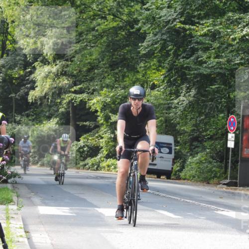 08.09.2024 - Stadtparktriathlon Zöllner http://msf.ph/oto/7011831 08.09.2024 12:05:41 Radfahren 677, 686, 695, 726, 817, 836, 837 meine-sportfotos.de