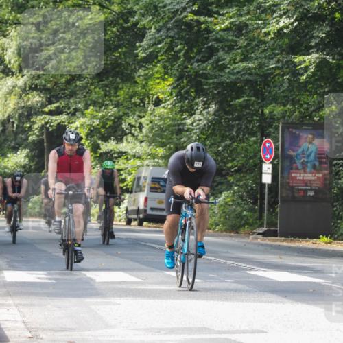 08.09.2024 - Stadtparktriathlon Zöllner http://msf.ph/oto/7011984 08.09.2024 12:06:02 Radfahren 617, 685, 708, 710, 714, 718, 756, 765, 767, 775, 783, 796, 811, 840 meine-sportfotos.de