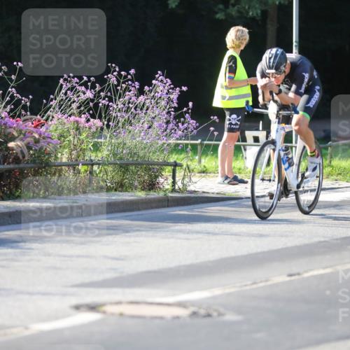 08.09.2024 - Stadtparktriathlon Zöllner http://msf.ph/oto/7011995 08.09.2024 09:08:55 Radfahren 75, 93, 99, 120 meine-sportfotos.de