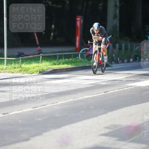 08.09.2024 - Stadtparktriathlon Zöllner http://msf.ph/oto/7012028 08.09.2024 09:09:04 Radfahren 32, 66, 120 meine-sportfotos.de