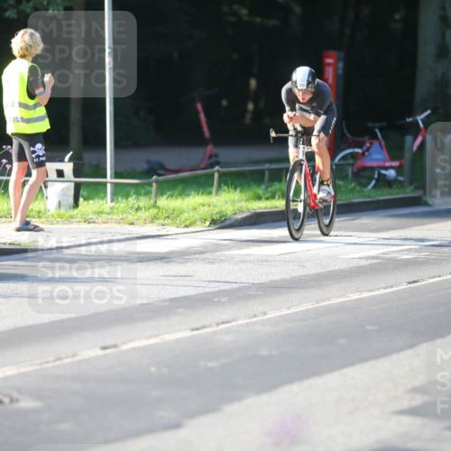 08.09.2024 - Stadtparktriathlon Zöllner http://msf.ph/oto/7012034 08.09.2024 09:09:04 Radfahren 32, 66, 120 meine-sportfotos.de