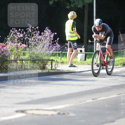 08.09.2024 - Stadtparktriathlon Zöllner http://msf.ph/oto/7012045 08.09.2024 09:09:05 Radfahren 32, 66, 120 meine-sportfotos.de