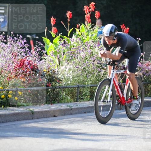 08.09.2024 - Stadtparktriathlon Zöllner http://msf.ph/oto/7012054 08.09.2024 09:09:05 Radfahren 32, 66, 120 meine-sportfotos.de