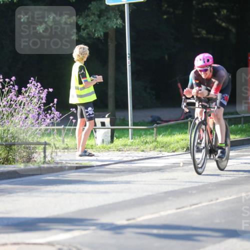 08.09.2024 - Stadtparktriathlon Zöllner http://msf.ph/oto/7012133 08.09.2024 09:09:30 Radfahren 15, 21, 25, 26, 35, 40, 44, 54, 56, 63, 72, 76, 123, 127 meine-sportfotos.de