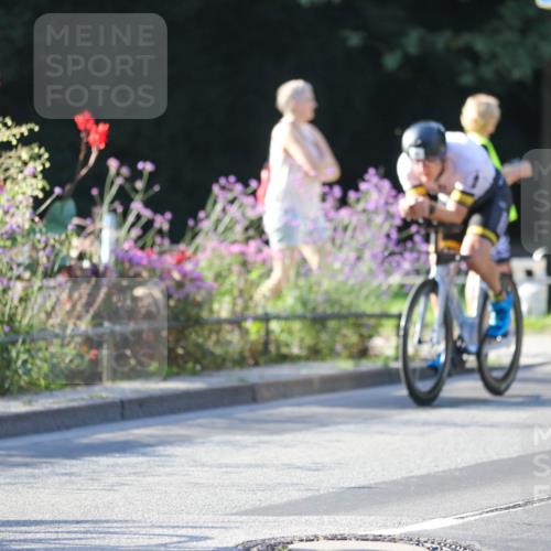 08.09.2024 - Stadtparktriathlon Zöllner http://msf.ph/oto/7012151 08.09.2024 09:09:32 Radfahren 15, 21, 25, 26, 35, 40, 44, 54, 56, 72, 76, 109, 123, 127 meine-sportfotos.de