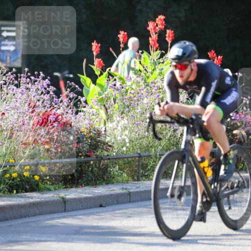 08.09.2024 - Stadtparktriathlon Zöllner http://msf.ph/oto/7012163 08.09.2024 09:09:32 Radfahren 15, 21, 25, 26, 35, 40, 44, 54, 56, 72, 76, 109, 123, 127 meine-sportfotos.de