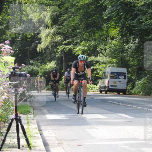 08.09.2024 - Stadtparktriathlon Zöllner http://msf.ph/oto/7012177 08.09.2024 12:06:18 Radfahren 663, 824, 835 meine-sportfotos.de