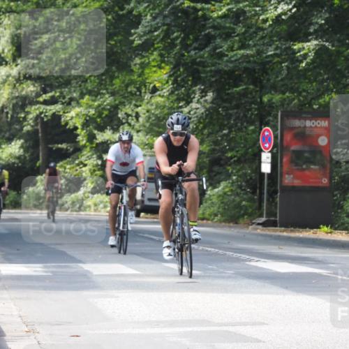 08.09.2024 - Stadtparktriathlon Zöllner http://msf.ph/oto/7012191 08.09.2024 12:06:21 Radfahren 663, 689, 753, 815, 824, 835 meine-sportfotos.de