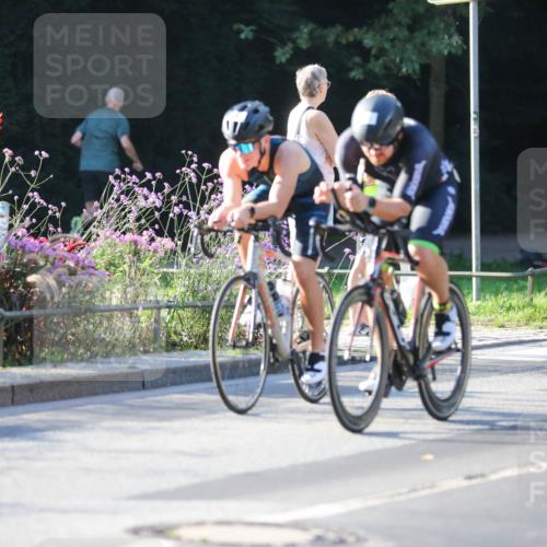 08.09.2024 - Stadtparktriathlon Zöllner http://msf.ph/oto/7012194 08.09.2024 09:09:35 Radfahren 25, 26, 35, 54, 56, 72, 76, 109, 123 meine-sportfotos.de