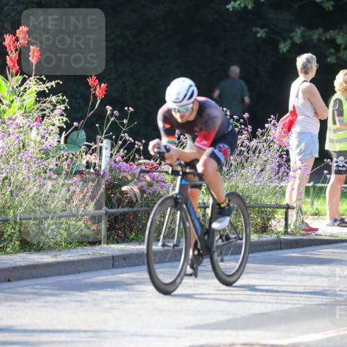 08.09.2024 - Stadtparktriathlon Zöllner http://msf.ph/oto/7012210 08.09.2024 09:09:36 Radfahren 25, 26, 35, 56, 72, 109, 123 meine-sportfotos.de