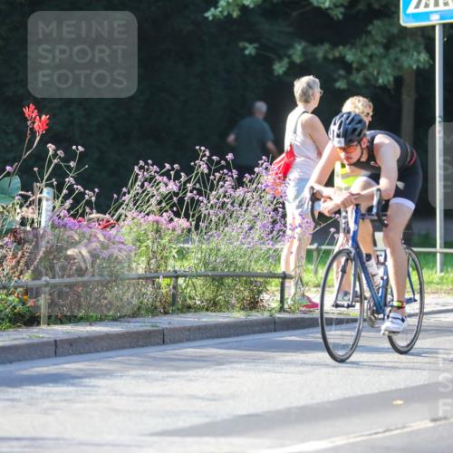08.09.2024 - Stadtparktriathlon Zöllner http://msf.ph/oto/7012211 08.09.2024 09:09:36 Radfahren 25, 26, 35, 56, 72, 109, 123 meine-sportfotos.de