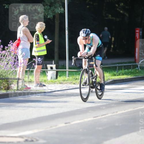 08.09.2024 - Stadtparktriathlon Zöllner http://msf.ph/oto/7012232 08.09.2024 09:09:42 Radfahren 37, 80, 100, 108, 109 meine-sportfotos.de