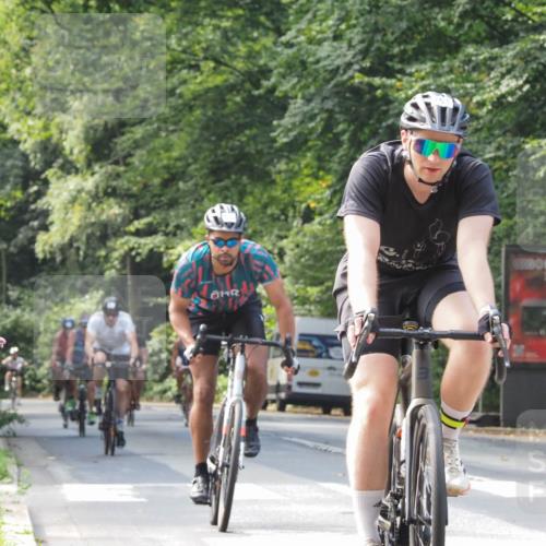 08.09.2024 - Stadtparktriathlon Zöllner http://msf.ph/oto/7012305 08.09.2024 12:06:49 Radfahren 667, 668, 701, 702, 731, 737, 741, 820 meine-sportfotos.de