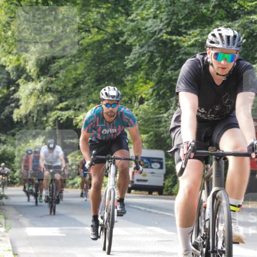 08.09.2024 - Stadtparktriathlon Zöllner http://msf.ph/oto/7012308 08.09.2024 12:06:49 Radfahren 667, 668, 701, 702, 731, 737, 741, 820 meine-sportfotos.de