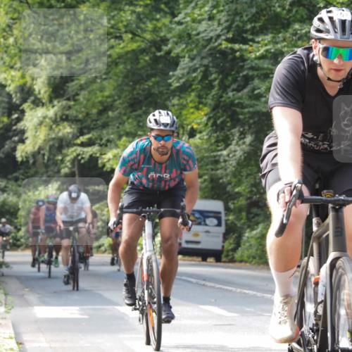 08.09.2024 - Stadtparktriathlon Zöllner http://msf.ph/oto/7012312 08.09.2024 12:06:49 Radfahren 667, 668, 701, 702, 731, 737, 741, 820 meine-sportfotos.de