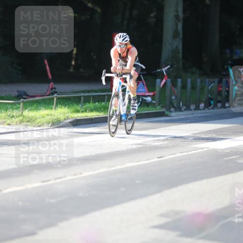 08.09.2024 - Stadtparktriathlon Zöllner http://msf.ph/oto/7012385 08.09.2024 09:10:03 Radfahren 10, 20, 69, 71, 87, 89, 94, 98 meine-sportfotos.de