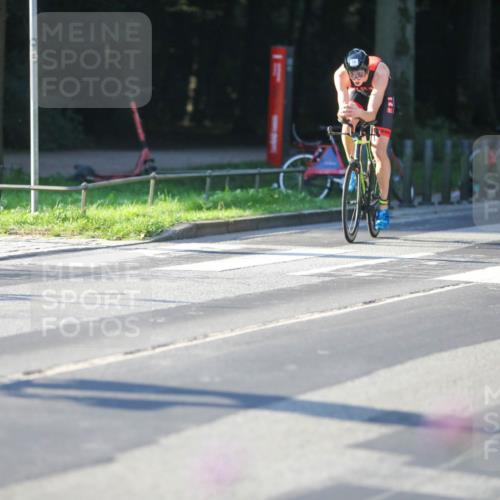 08.09.2024 - Stadtparktriathlon Zöllner http://msf.ph/oto/7012407 08.09.2024 09:10:04 Radfahren 10, 20, 69, 71, 87, 94, 98 meine-sportfotos.de