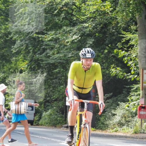 08.09.2024 - Stadtparktriathlon Zöllner http://msf.ph/oto/7012440 08.09.2024 12:07:08 Radfahren 572, 676, 679, 744, 845 meine-sportfotos.de