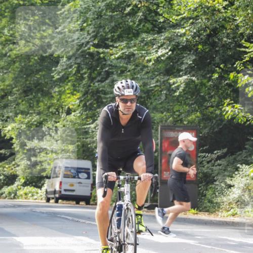 08.09.2024 - Stadtparktriathlon Zöllner http://msf.ph/oto/7012478 08.09.2024 12:07:16 Radfahren 744 meine-sportfotos.de