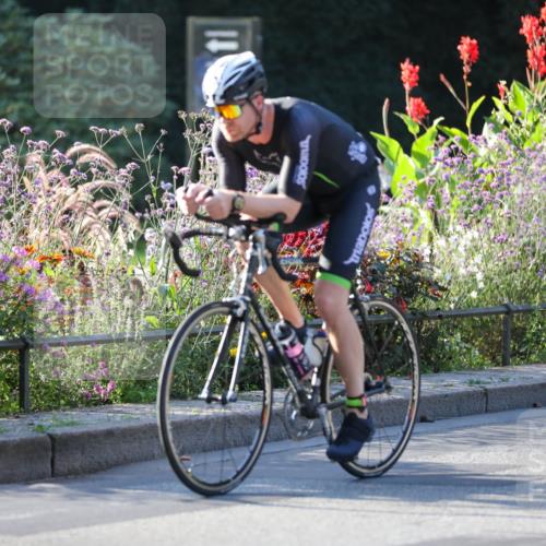 08.09.2024 - Stadtparktriathlon Zöllner http://msf.ph/oto/7012518 08.09.2024 09:10:27 Radfahren 41, 55, 117, 131, 154 meine-sportfotos.de