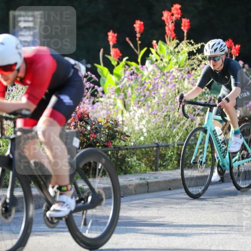08.09.2024 - Stadtparktriathlon Zöllner http://msf.ph/oto/7012551 08.09.2024 09:10:37 Radfahren 8, 41, 131 meine-sportfotos.de