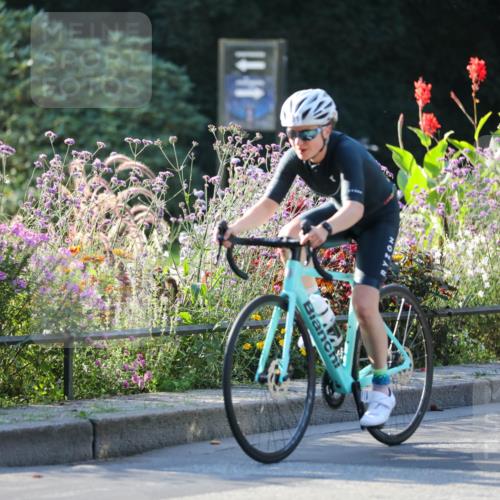 08.09.2024 - Stadtparktriathlon Zöllner http://msf.ph/oto/7012555 08.09.2024 09:10:37 Radfahren 8, 41, 131 meine-sportfotos.de